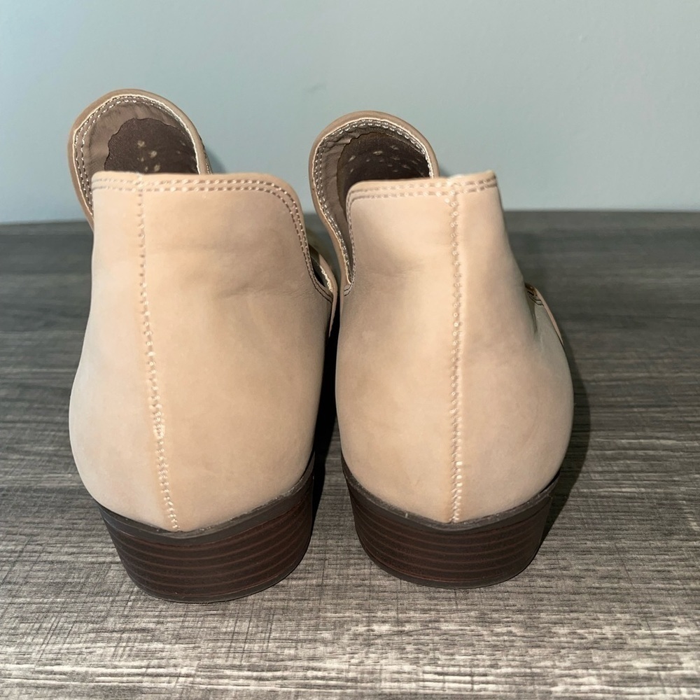 Andiamo Tan Perforated Leather Slip On Booties Size 9 - Picture 8 of 10